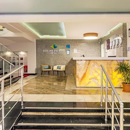 Szálloda Labranda Lebedos Princess