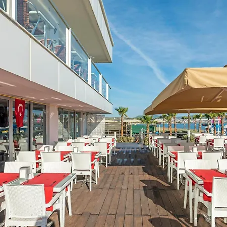 فندق Labranda Lebedos Princess سفيريهيسار