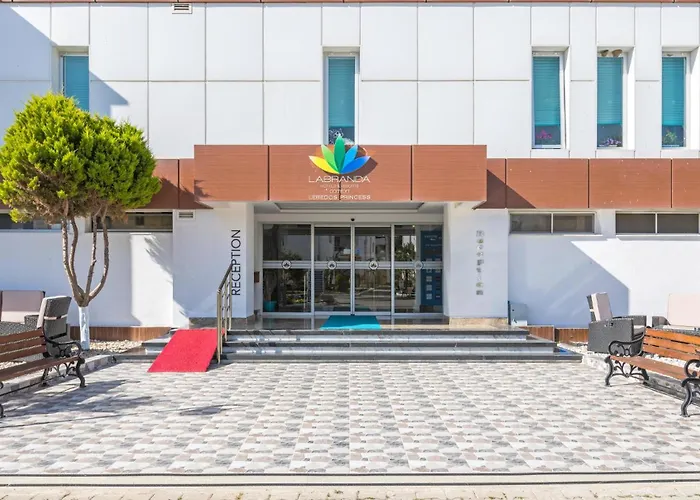 Labranda Lebedos Princess Seferihisar